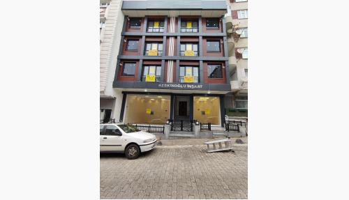 YEŞİLOVA MAHALLESİ GAZİOSMANPAŞA CADDESİ NO:50' DE BULUNAN 90M2 (DEPOLU - WC' Lİ) DÜKKANIMIZ